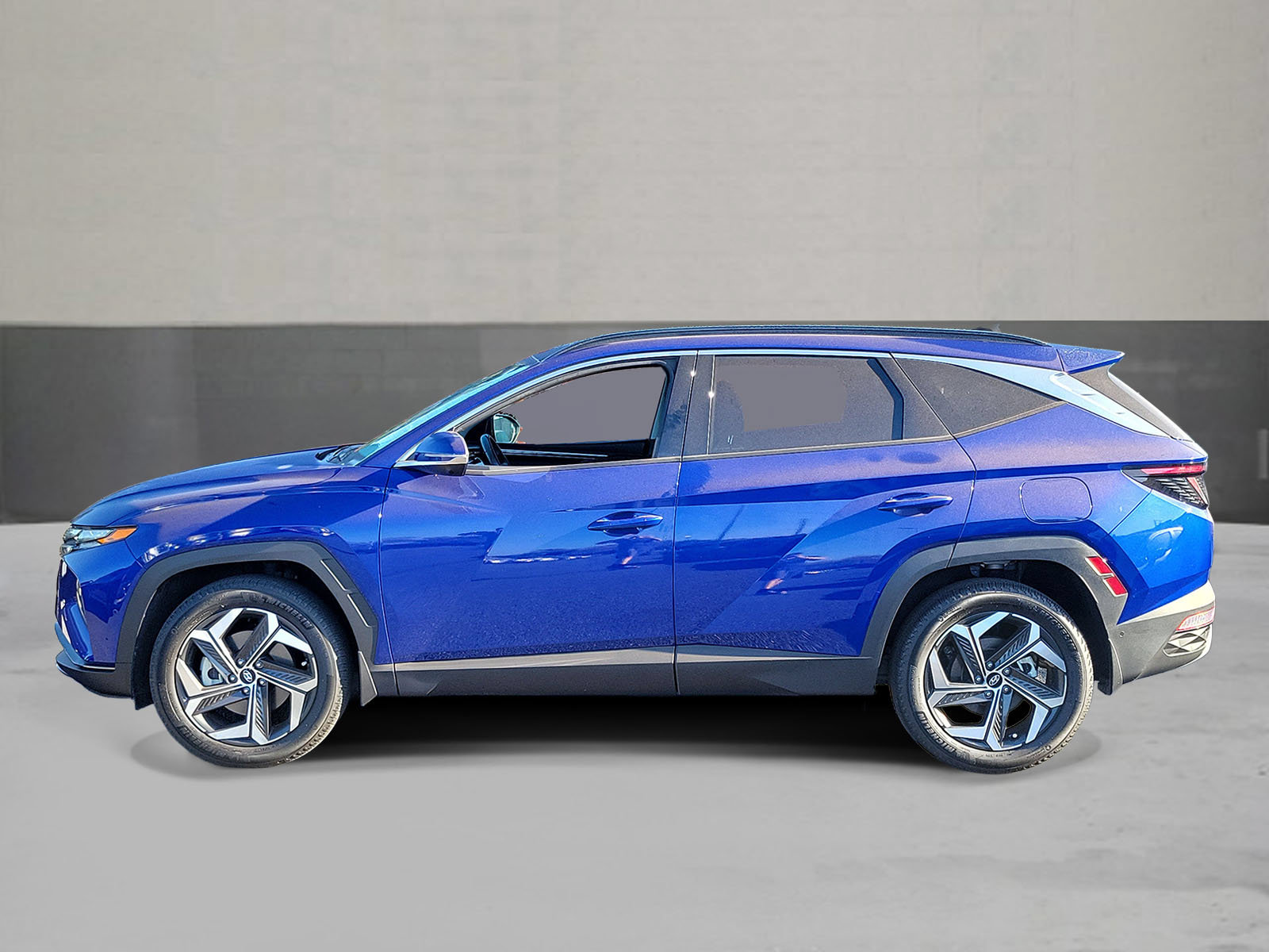 Used 2022 Hyundai Tucson Limited AWD/4WD image 3