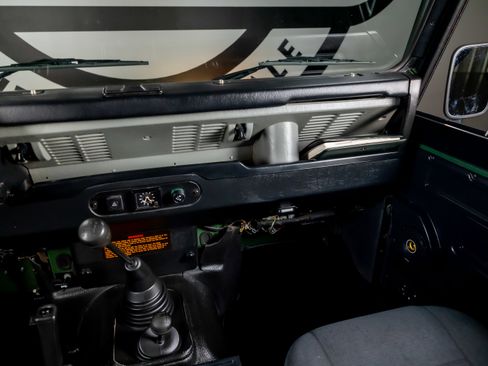 Used 1994 Land Rover Defender 90 image 7