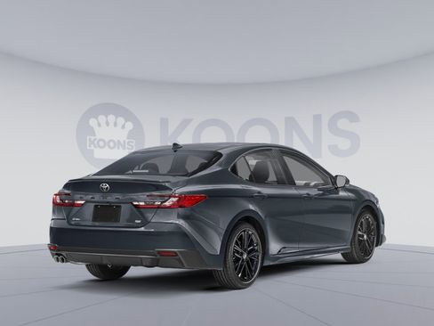 New 2026 Toyota Camry SE FWD image 2