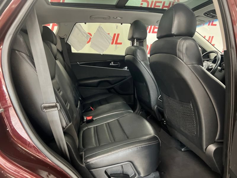 Used 2018 Kia Sorento EX w/ EX Advanced Touring Package AWD/4WD image 11