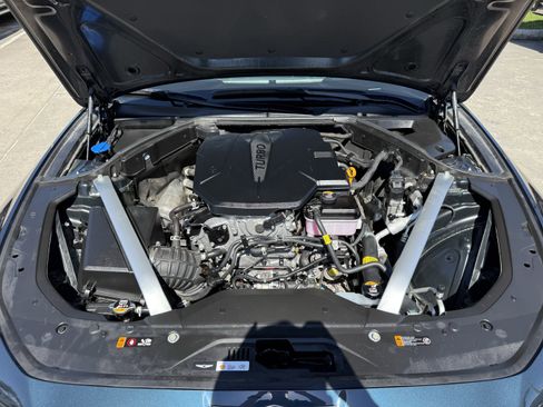 Used 2025 Genesis G70 2.5T image 33