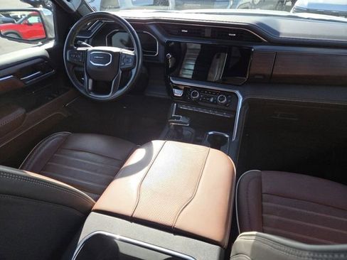 Used 2023 GMC Sierra 1500 Denali Ultimate image 30