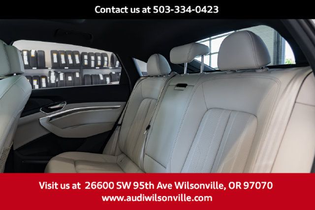 Used 2024 Audi Q8 e-tron Premium Plus w/ Premium Plus Package AWD/4WD image 26