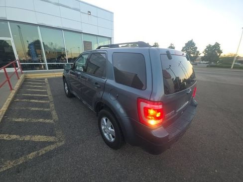 Used 2010 Ford Escape XLT FWD image 5