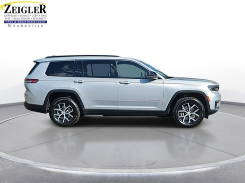 New 2025 Jeep Grand Cherokee L Limited w/ Trailer Tow Package image 4