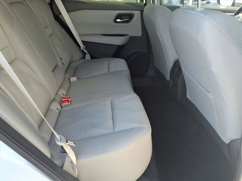 Certified 2025 Nissan Rogue SV image 13