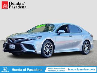 Used 2023 Toyota Camry SE w/ Protection Package (Q2) (TMS) FWD video 1