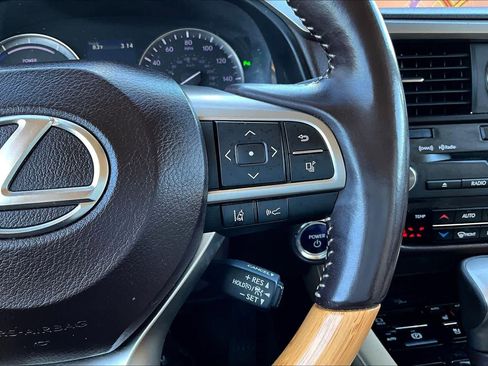 Used 2019 Lexus RX 450hL Premium image 23