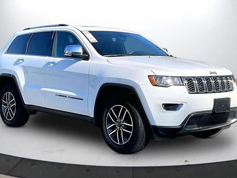Certified 2022 Jeep Grand Cherokee Limited AWD/4WD image 2