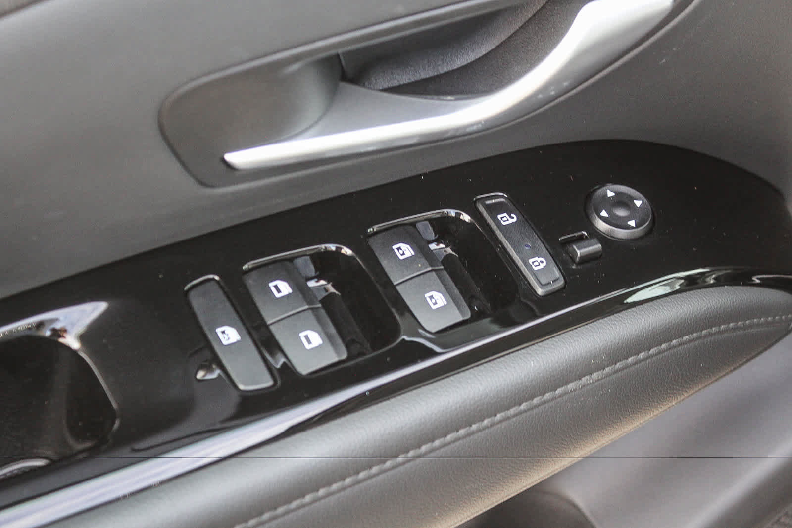 Certified 2023 Hyundai Tucson Limited AWD/4WD image 26