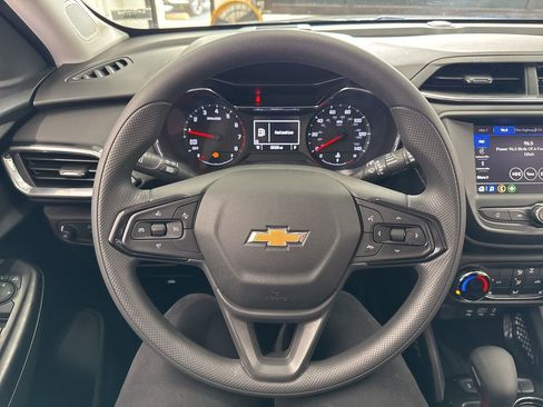 Used 2023 Chevrolet TrailBlazer LT image 17