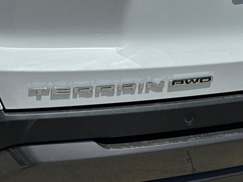 New 2026 GMC Terrain Elevation w/ Technology Package II AWD/4WD image 9