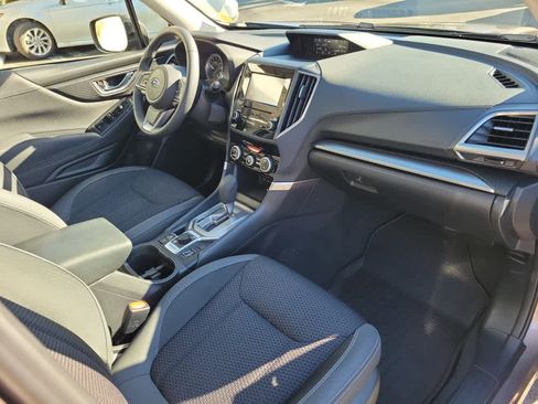 Used 2023 Subaru Forester Premium image 25