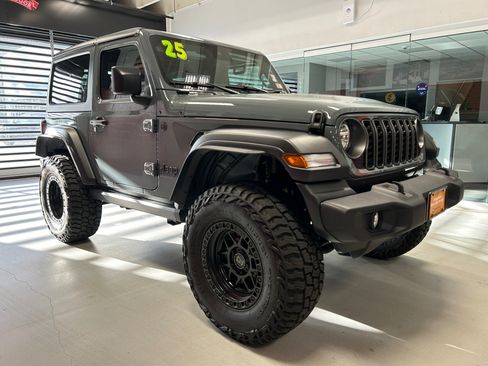 Certified 2025 Jeep Wrangler Sport AWD/4WD image 54