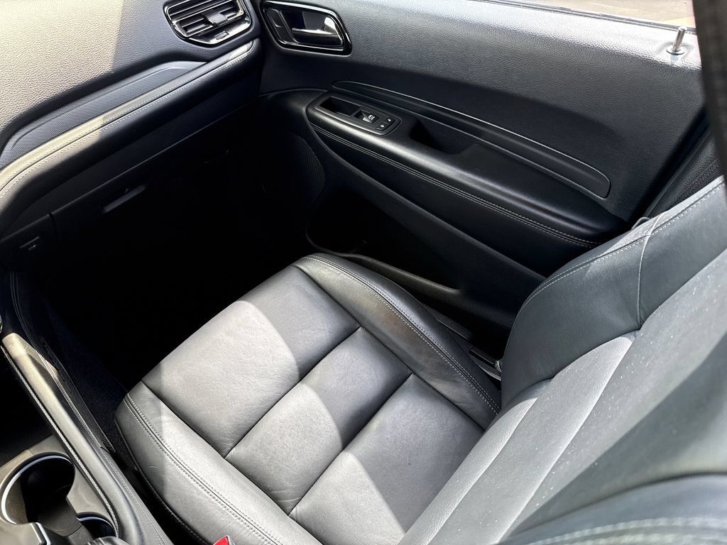 Used 2022 Dodge Durango GT RWD image 15