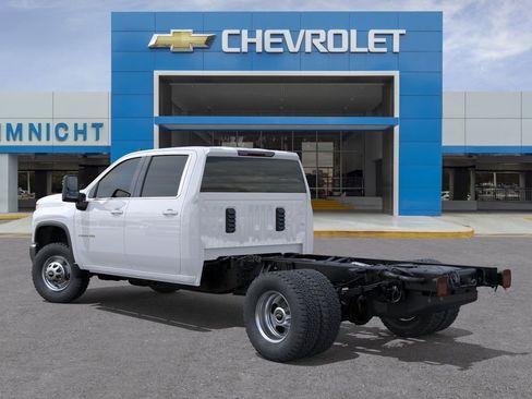 New 2026 Chevrolet Silverado 3500 W/T AWD/4WD image 3