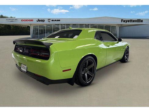 Used 2023 Dodge Challenger SRT Hellcat RWD image 3