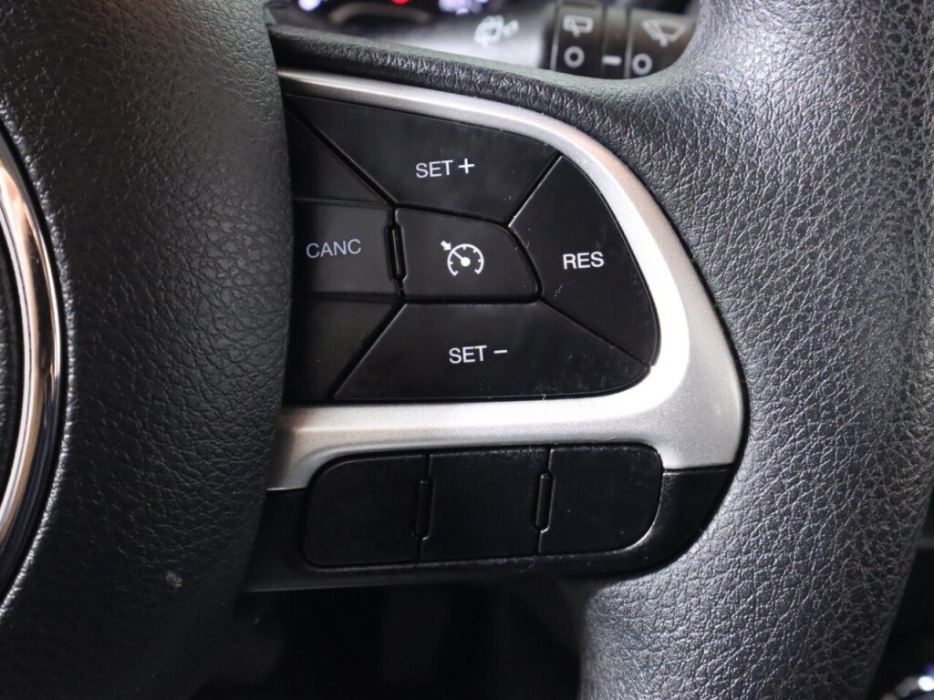 Used 2018 Jeep Renegade Sport w/ Power & Air Group AWD/4WD image 13
