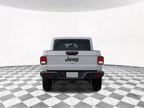 New 2026 Jeep Gladiator Sport AWD/4WD image 10