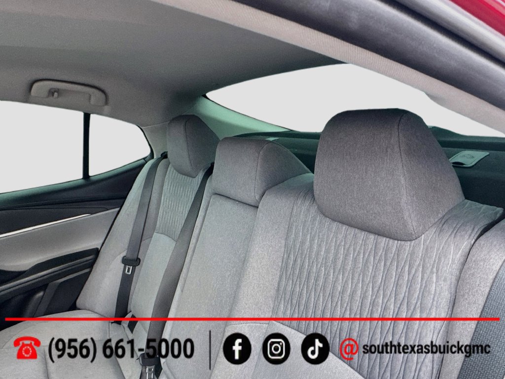 Used 2025 Toyota Camry LE w/ Convenience Package FWD image 23
