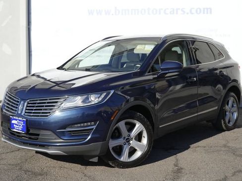 Used 2017 Lincoln MKC Premiere AWD/4WD image 2