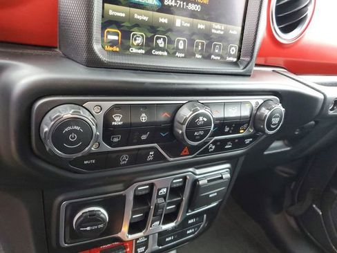 Used 2022 Jeep Gladiator Rubicon w/ LED Lighting Group image 22