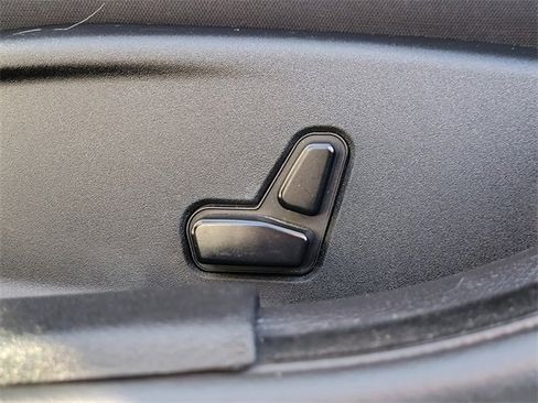 Used 2019 Dodge Charger SXT w/ Driver Confidence Group image 12