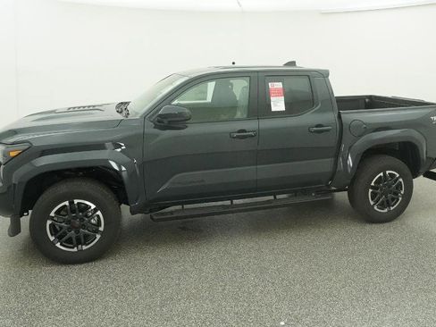 New 2025 Toyota Tacoma TRD Sport image 7