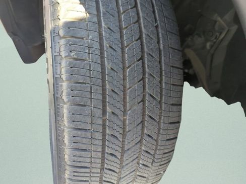 Used 2023 Nissan Rogue SL w/ SL Premium Package image 48