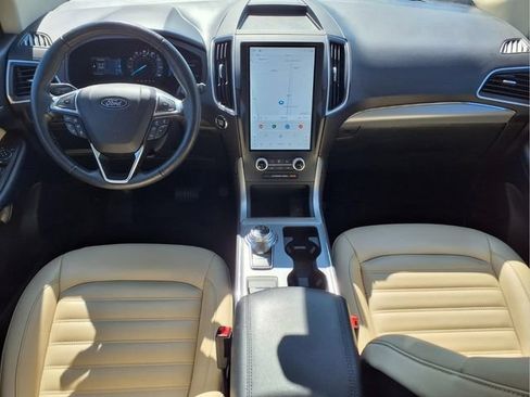 Used 2022 Ford Edge SEL AWD/4WD image 16