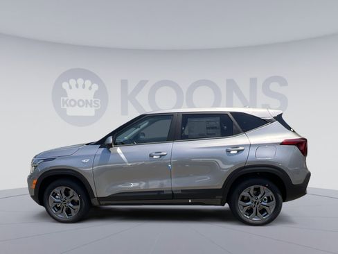 New 2026 Kia Seltos LX AWD/4WD image 7