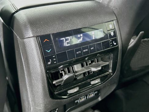 Used 2021 Jeep Grand Cherokee L Limited RWD image 27