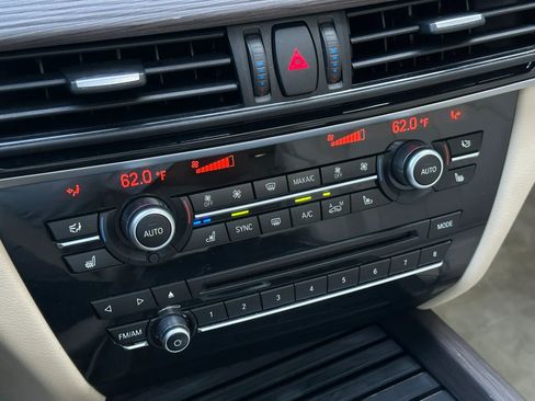 Used 2015 BMW X5 xDrive35d AWD/4WD image 38