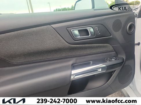 Used 2025 Ford Mustang GT RWD image 11