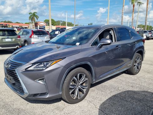Used 2019 Lexus RX 450h AWD w/ Navigation Package image 4