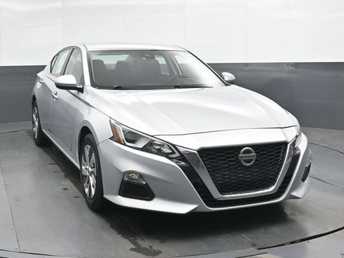 Used 2021 Nissan Altima 2.5 S FWD image 4