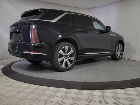 New 2025 Cadillac Escalade IQ Luxury 2 image 7