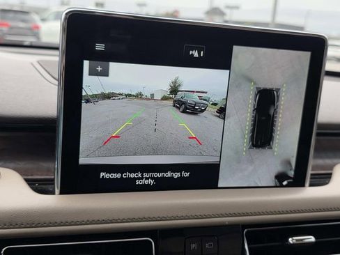 Certified 2021 Lincoln Aviator Reserve w/ Equipment Group 201A image 16