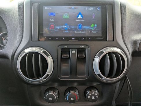 Used 2012 Jeep Wrangler Rubicon w/ PWR Convenience Group AWD/4WD image 14