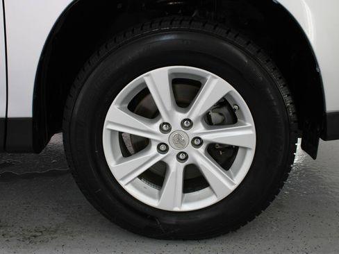 Used 2011 Toyota Highlander SE w/ Tow Pkg FWD image 83