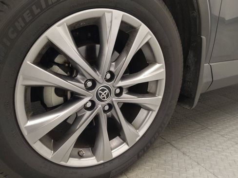 Used 2016 Toyota RAV4 Limited AWD/4WD image 31