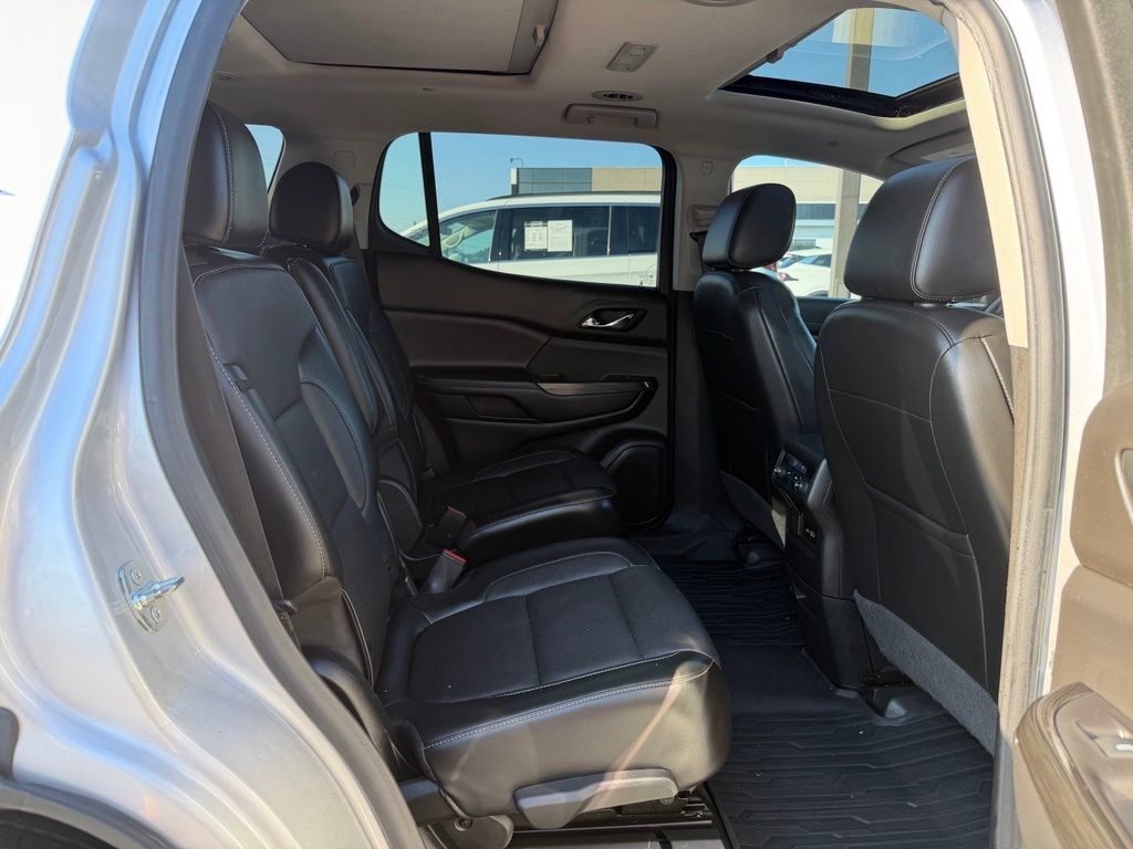 Used 2020 GMC Acadia SLT w/ Trailering Package FWD image 30