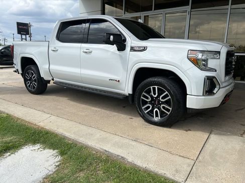 Used 2021 GMC Sierra 1500 AT4 w/ AT4 Value Package image 2