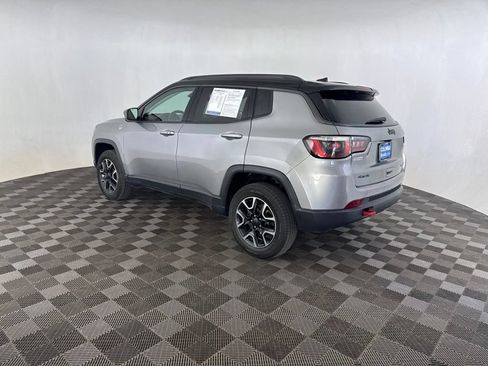Used 2019 Jeep Compass Trailhawk AWD/4WD image 7