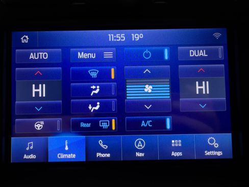 Used 2020 Ford F150 Lariat w/ Equipment Group 502A Luxury image 14