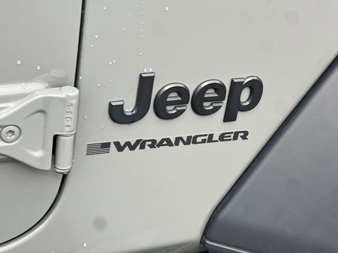 Used 2023 Jeep Wrangler Sport image 26