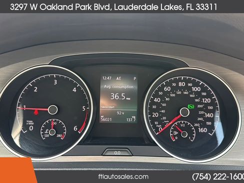 Used 2015 Volkswagen Golf TDI S FWD image 49
