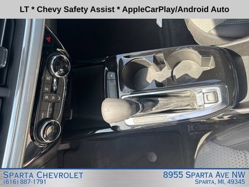 Used 2024 Chevrolet Trax LT FWD image 24