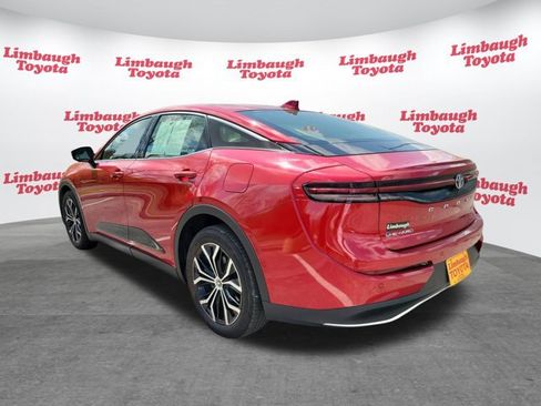 Used 2024 Toyota Crown Limited image 26