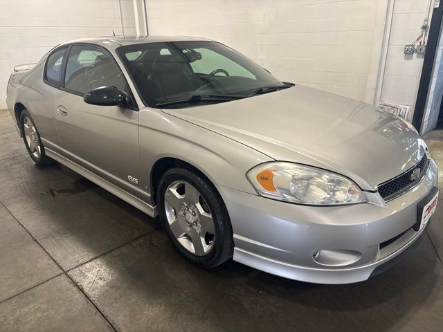 Used 2007 Chevrolet Monte Carlo SS w/ Convenience Package FWD image 3